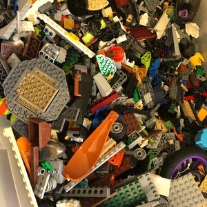 Assorted lot of Legos